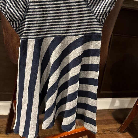 Chic Paula Cahen D'Anvers Striped Dress (Size 4). - Picture 3 of 4